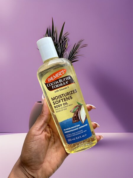 Palmers moisturizing body oil