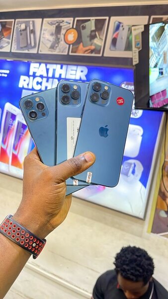 UK used iPhones