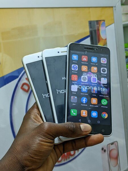 Honor 8 lite