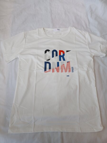 T-shirt et pull de haute qualité ️️