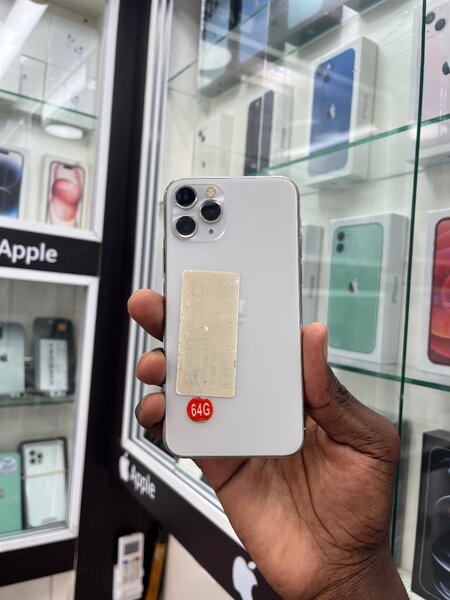 iPhone 11 Pro  64Go