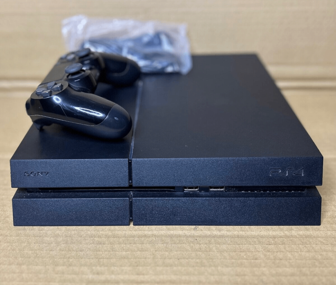 Console PS4 avec malette