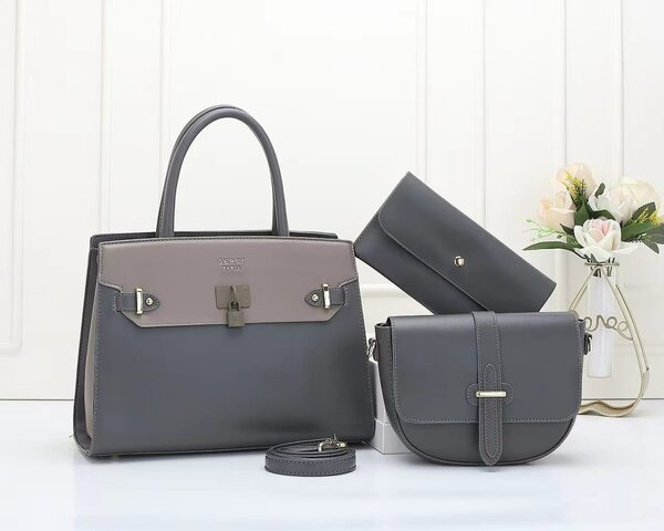 G WEUI BAGS