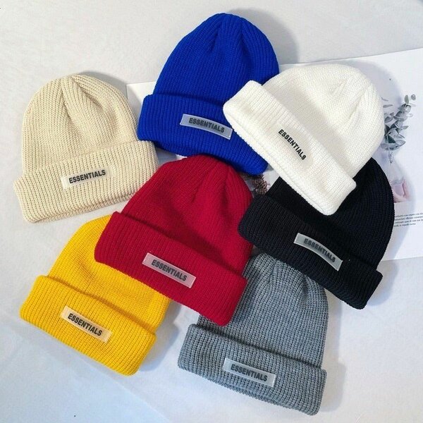 Bonnets Essential