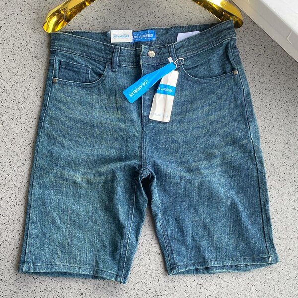SHORT JEANS