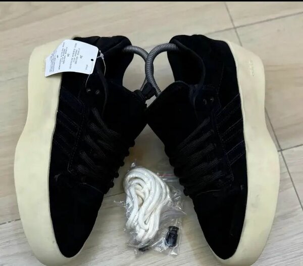 Fair of God shoes