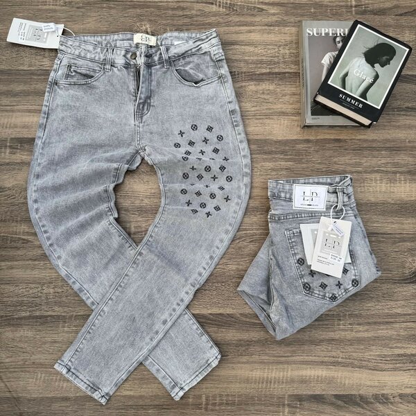 JEANS TRA