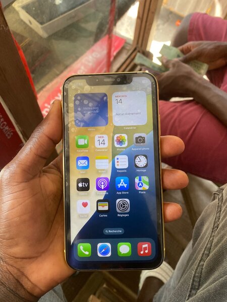 iPhone 11