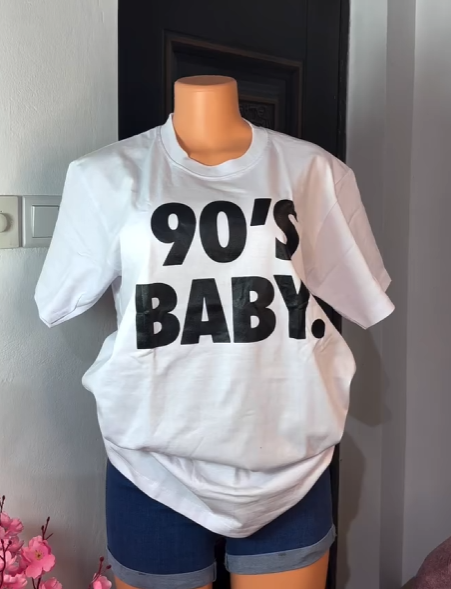 T-shirt white