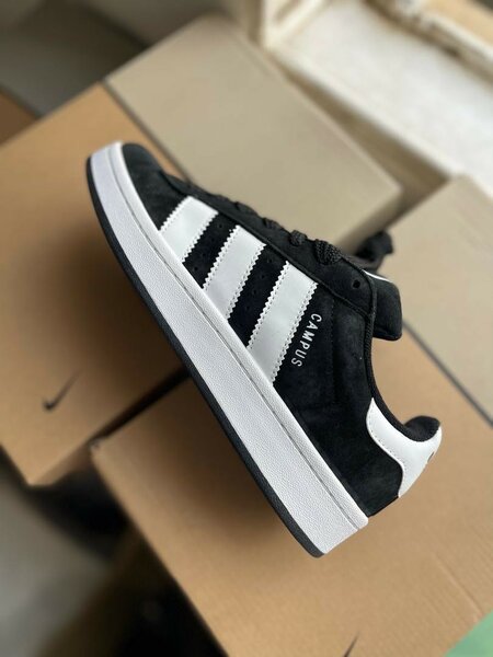 Adidas campus