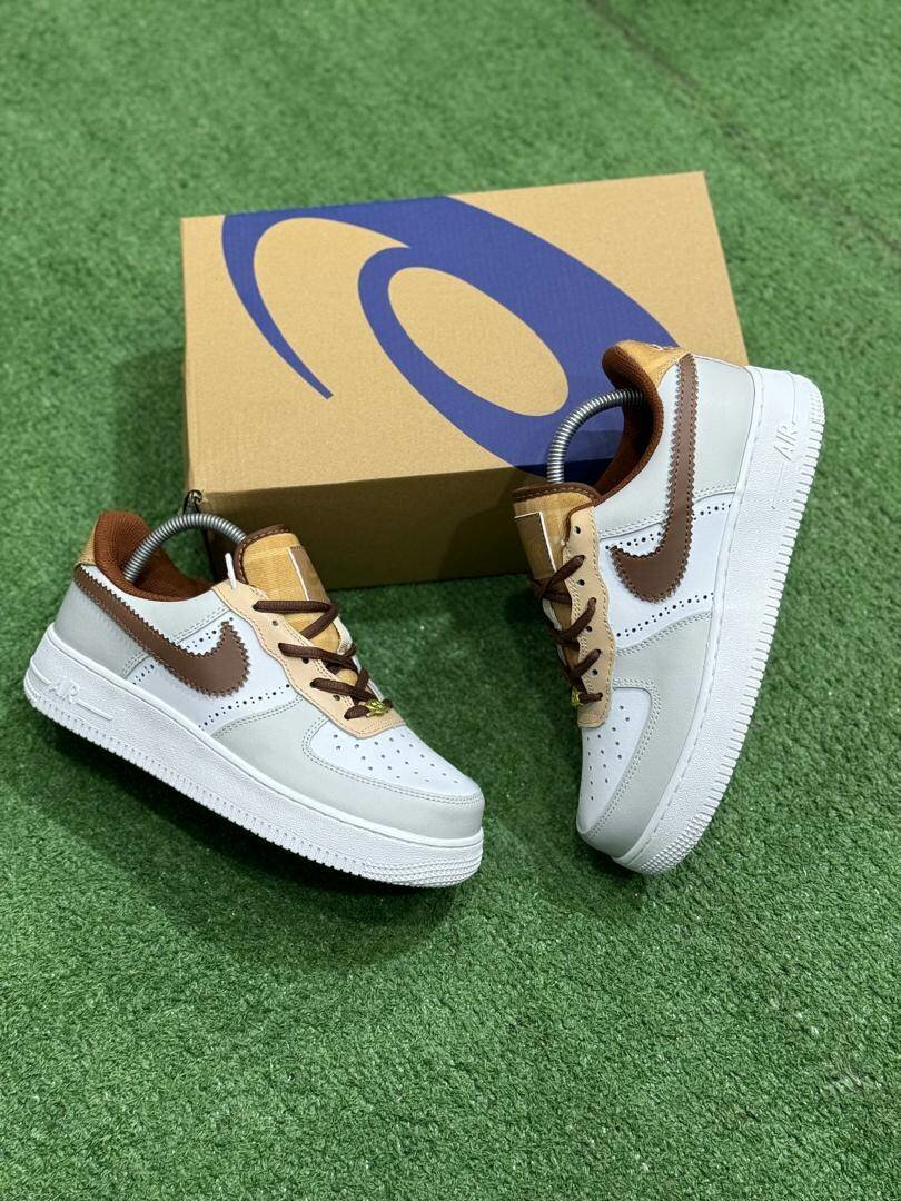 NIKE AIR FORCE