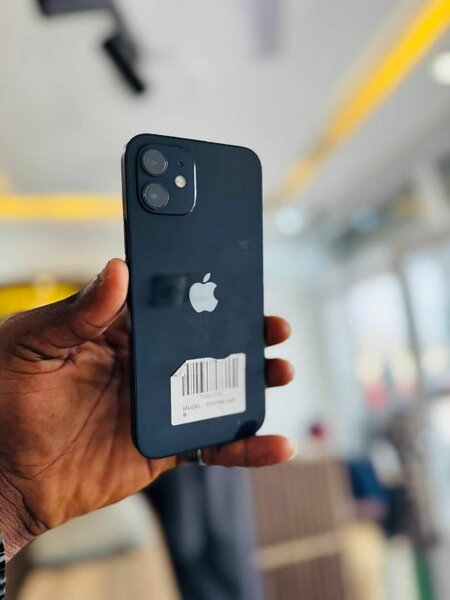 iPhone 12
