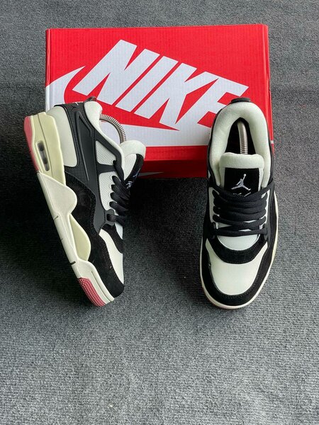 NIKE BASKETS