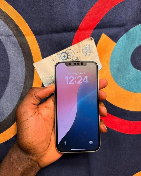 iPhone 12