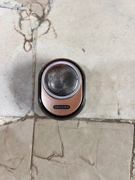 Shaver electronic