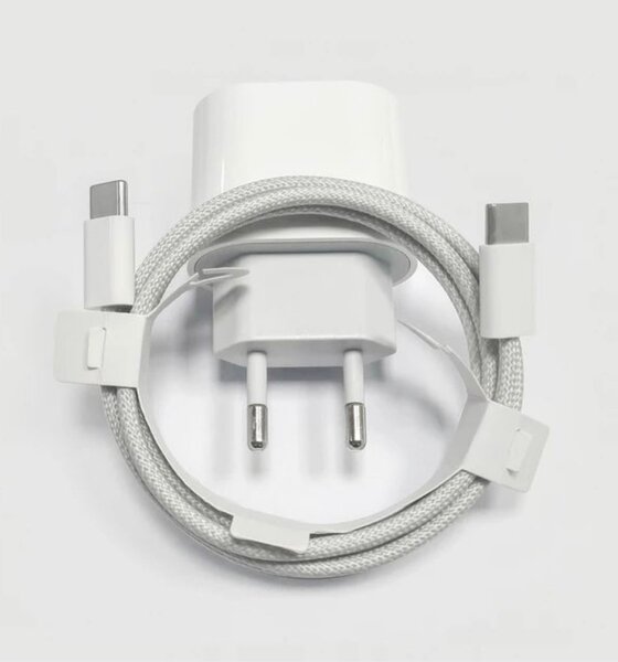 Chargeur iPhone 15