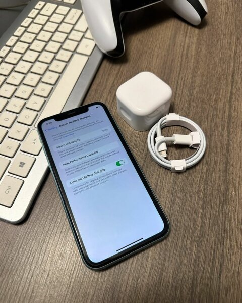 IPHONE 11 64GB