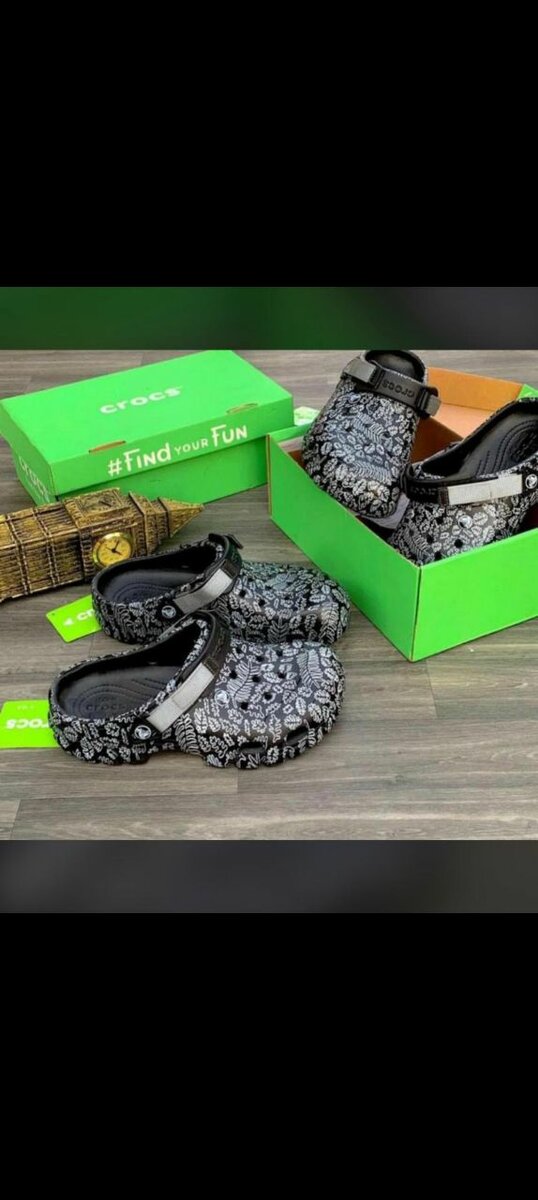 Crocs