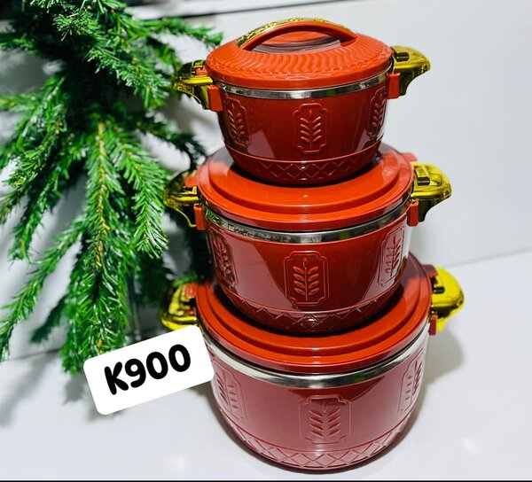 A set of pots