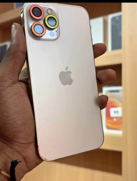 iPhone 13 Pro Max Doré