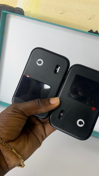 Huawei 4G Universal MiFi R215