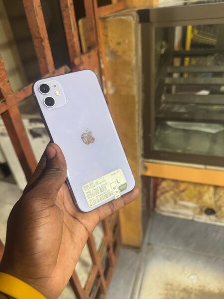 iPhone 11