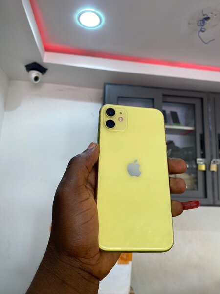 iPhone 11