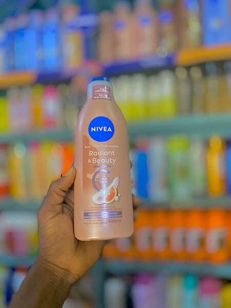 LAIT CORPOREL NIVEA