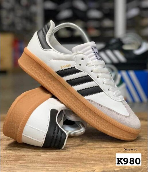 Neat sneakers