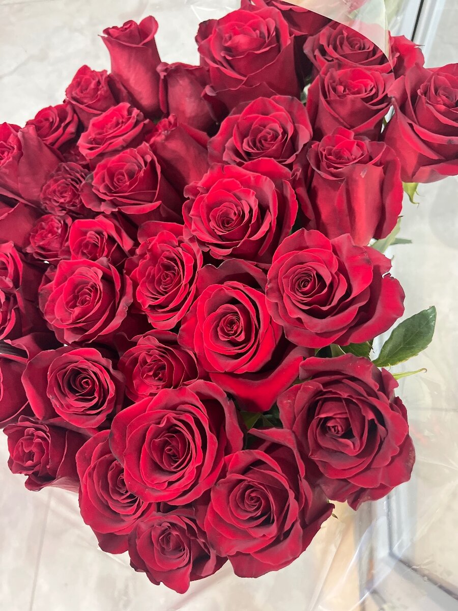 Штучные розы.Голландские
