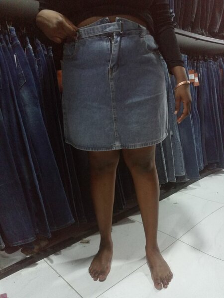 Demni skirts