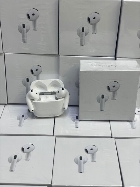 AirPod 4
