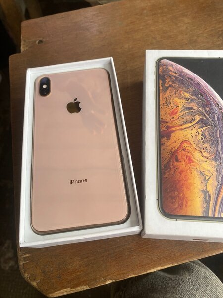 iPhone XS Marx