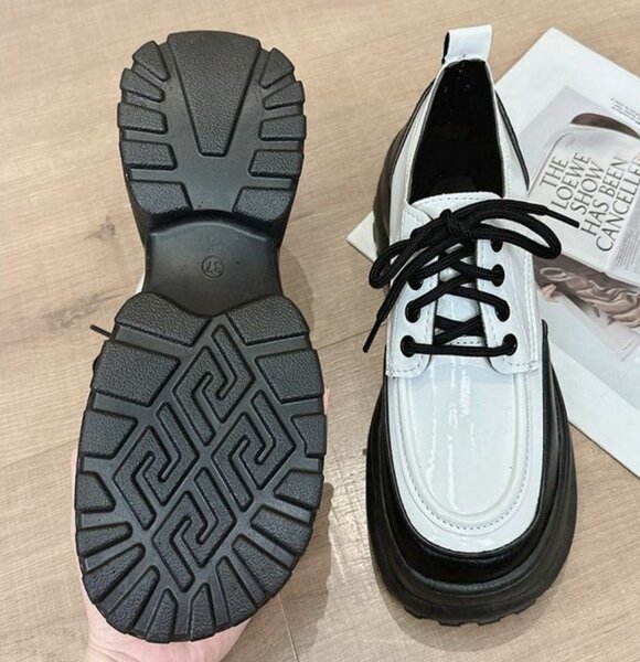 Leather Oxford Shoe