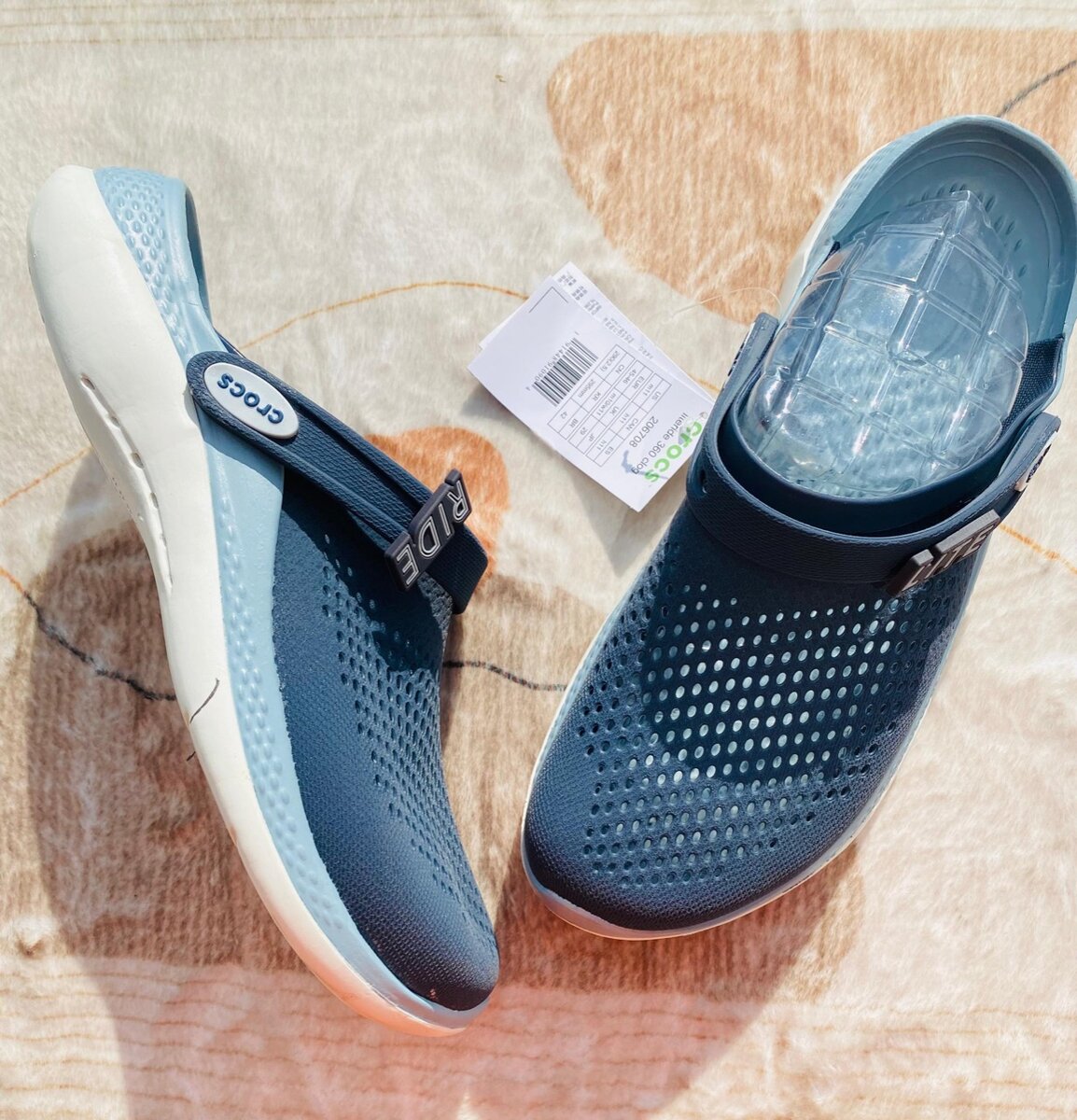 Crocs