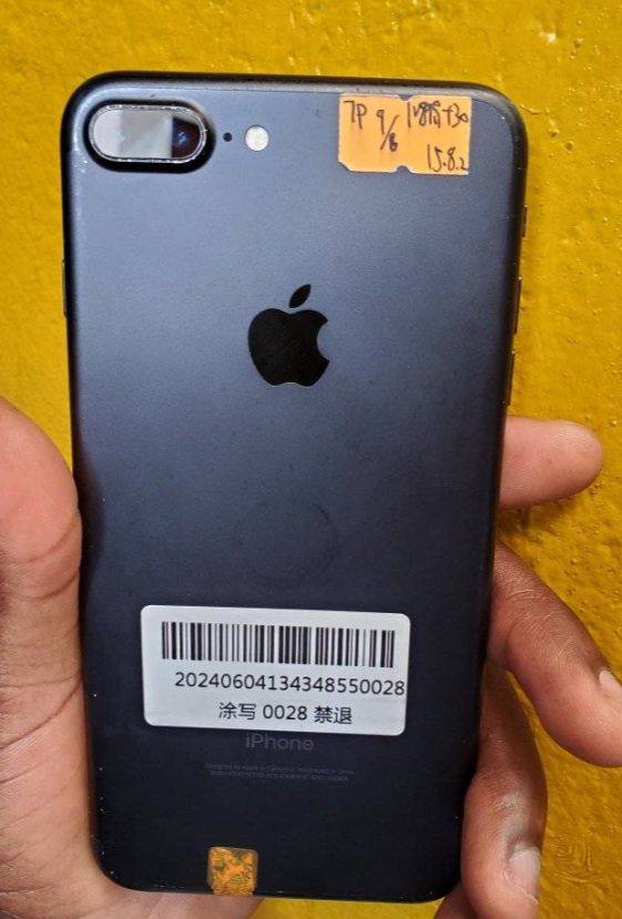 IPHONE 7P 128GB