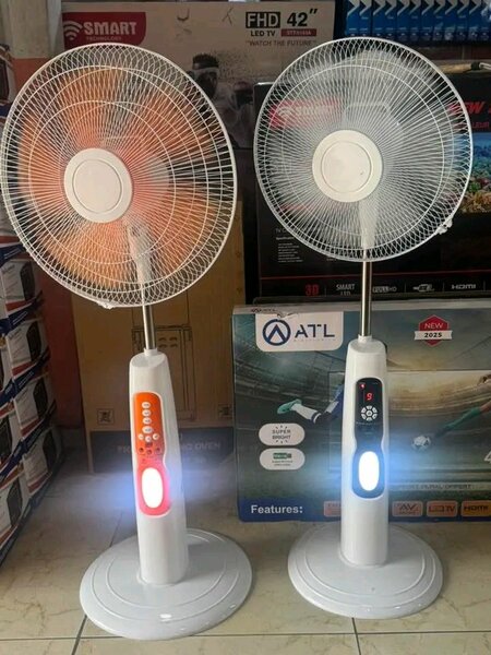 Ventilateur sur pied réglable