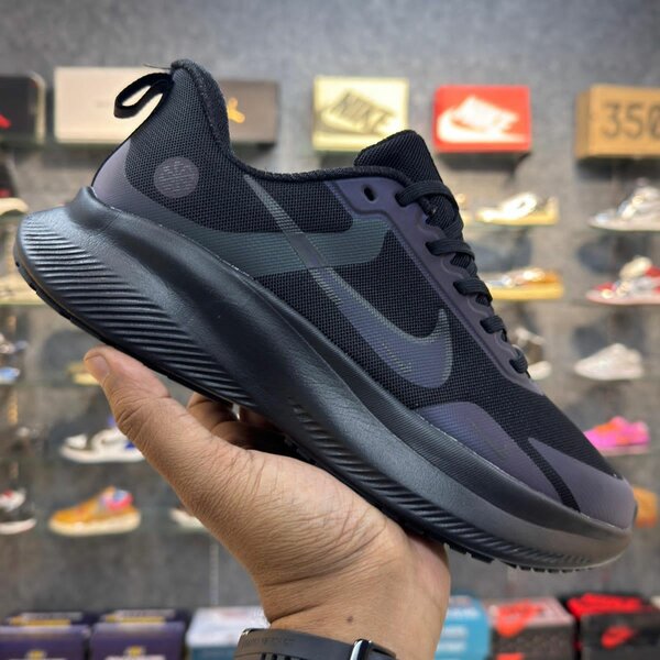 Chaussures de course noires