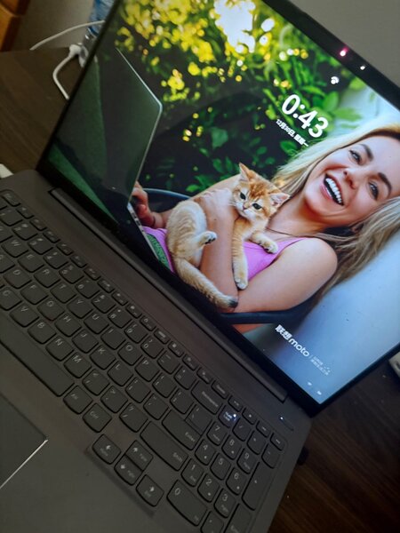 Lenovo