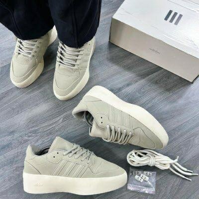 ADIDAS ESSENTIAL