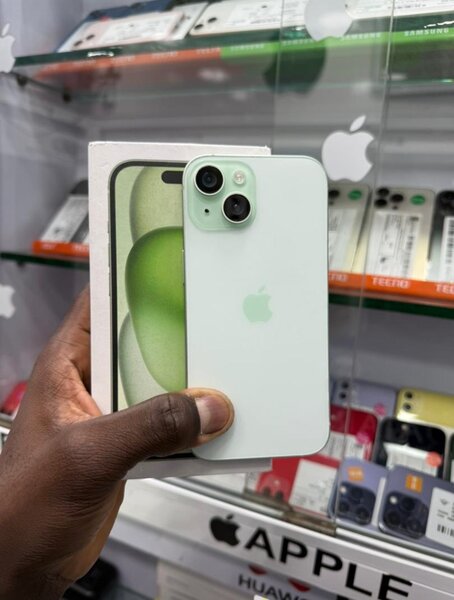 IPhone 15simple état 100/
