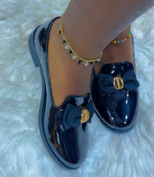 Ladies shoes