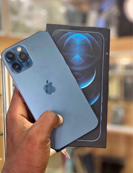 iPhone 12 Pro Max Débloqué