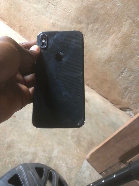iPhone X 128gigas refuse de sallumer après une chute et la