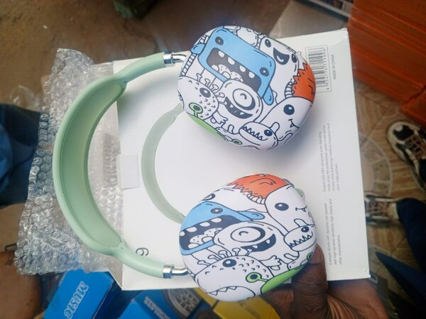 Casque audio sans fil design unique