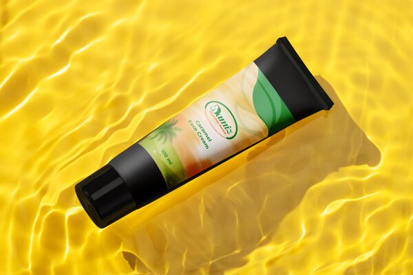 Caramel facial cream