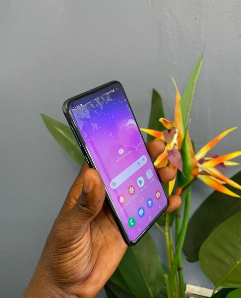 Samsung S10e 128gig