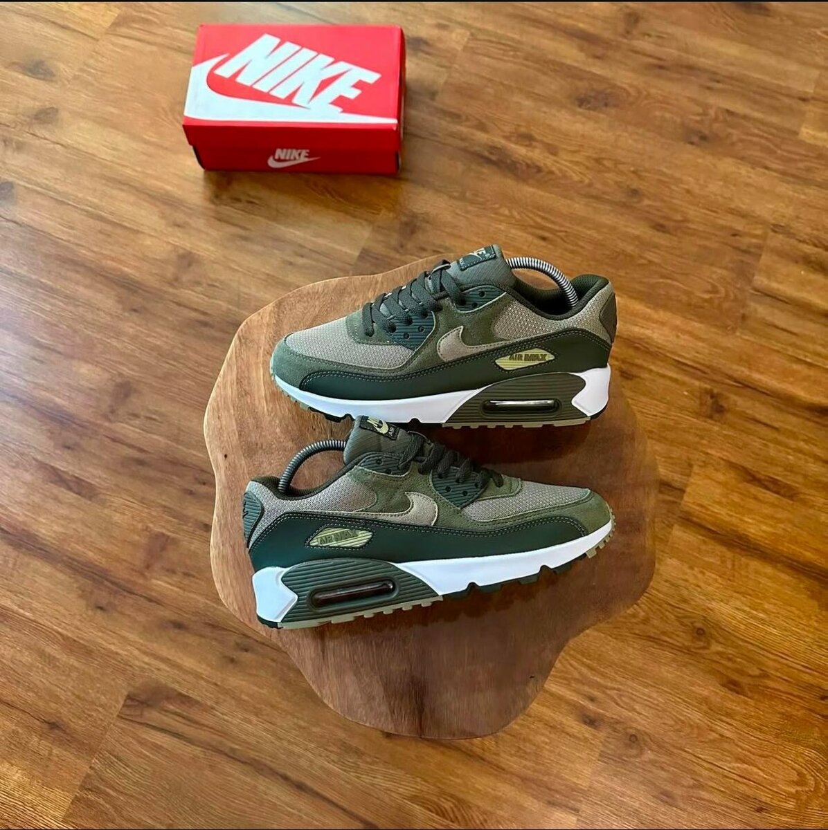 NIKE AIRMAX