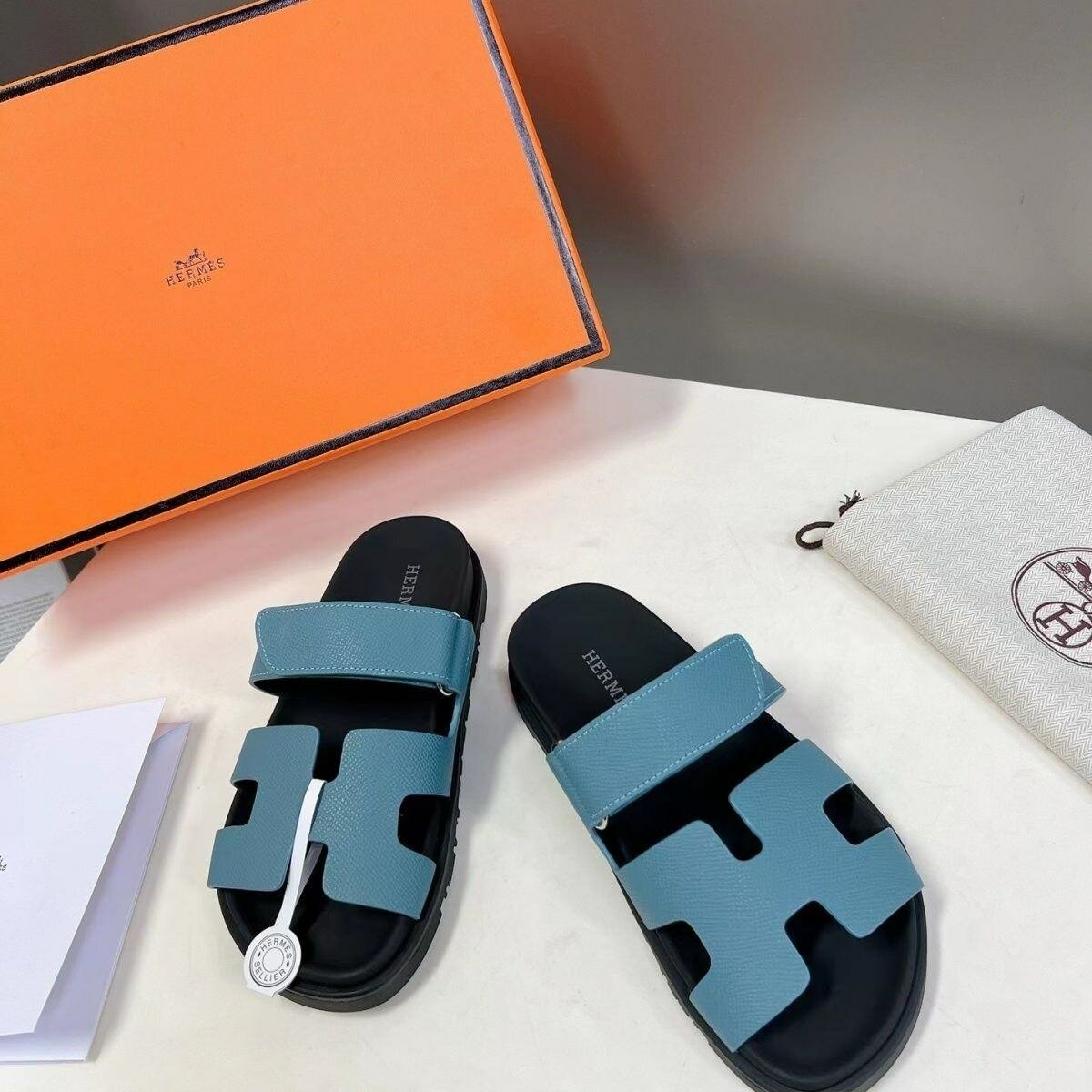 Sandales Hermès