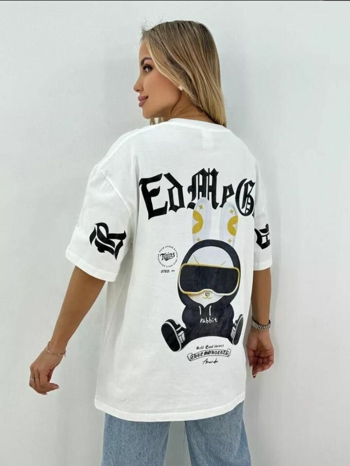 T-shirt oversize tendance